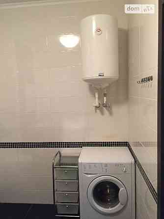 Оренда Квартира 1-кімнатна, 19/25 поверх на пр. Валерия Лобановского Kiev