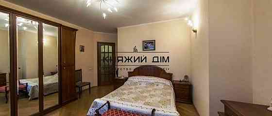 Просторная, комфортная 3-х к. Кв. ст. м. Печерская. № 21104674 Киев