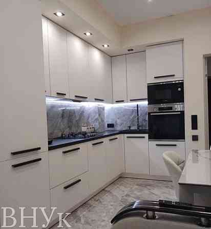 Продаж Квартира 1-кімнатна, 2/3 поверх на Хіри О. Uzhhorod