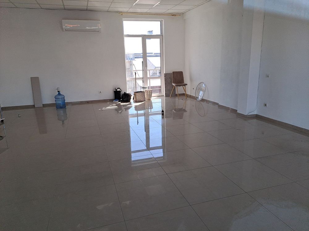 Оренда торгове приміщення на вул. Торговиця поверх - 3/4 Тернополь - изображение 2