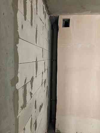 Продаж Квартира 1-кімнатна, 6/28 поверх на Ревуцького, 40Б Київ