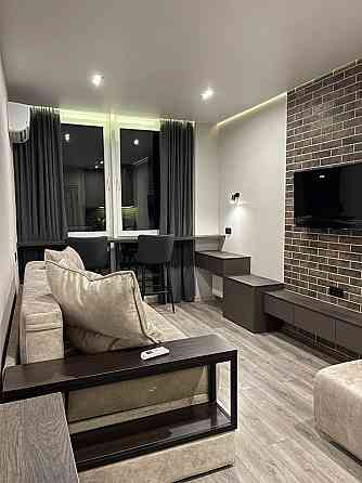 Оренда Квартира 1-кімнатна, 20/25 поверх на Зарічна, 3 Киев