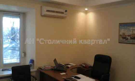 Оренда Будинок 5-кімнатний на Грушевського Михайла вул., 34/1 Kiev