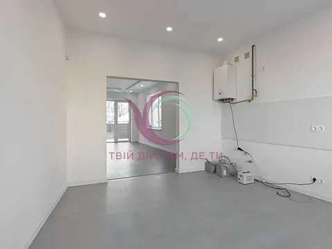 Продаж 3-поверховий   155 кв.м 5 кімн. на Йосипа Сліпого вулиця 28  - фото 9