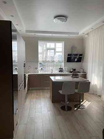 Продаж Будинок 3-кімнатний на вул. Старова Kharkiv