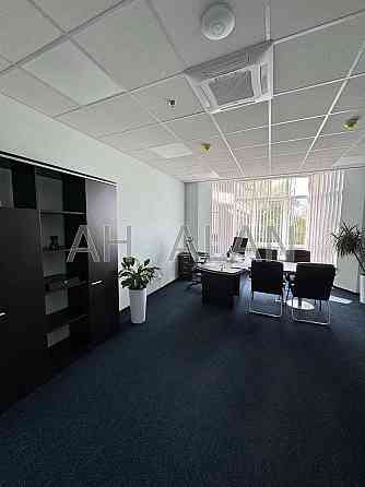 Оренда офісне приміщення на Грушевського Михайла вул., 9Б приміщень - 1, поверх - 6/11 Київ