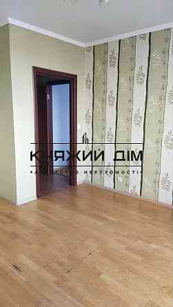 Оренда Квартира 3-кімнатна на Бориспольская ул. Киев