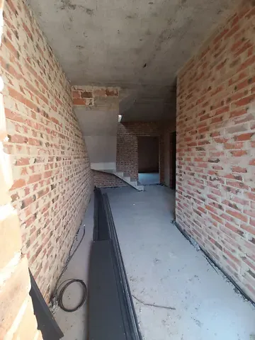 Продаж 2-поверховий   100 кв.м 4 кімн. на Кулика і Гудачека (Макарова) вулиця Рівне - фото 3