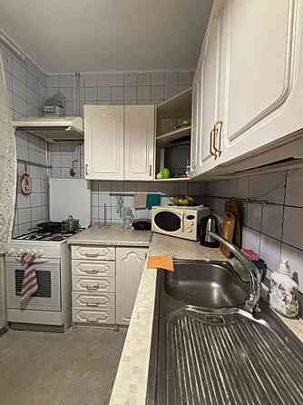 Оренда Квартира 1-кімнатна, 3/9 поверх на Слободская, 4а Киев