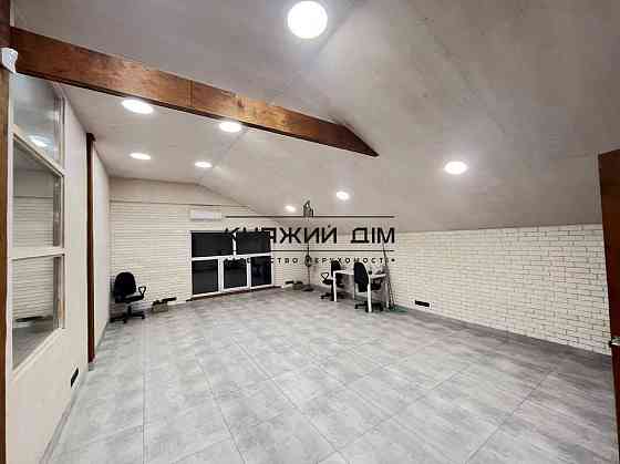 Оренда офісне приміщення на Садовая ул. поверх - 3/3 Київ