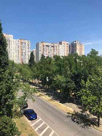 Продаж Квартира 4-кімнатна, 4/5 поверх на бульвар Верховного Совета, 33/1 Киев