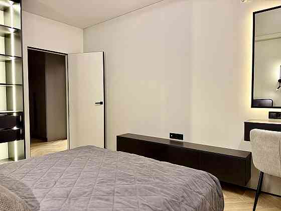 Продаж Квартира 1-кімнатна, 10/25 поверх на Максимовича Михайла вул., д. 24-Г Київ