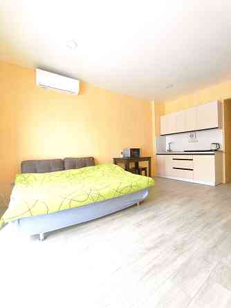 Продаж Квартира 1-кімнатна, 3/4 поверх на Осіння вул., д. 71 Kiev