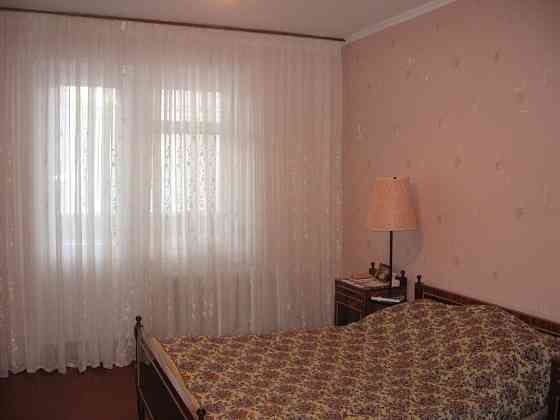 Продаж Квартира 5-кімнатна, 1/9 поверх на Маяковского Владимира вул., д. 4 Київ