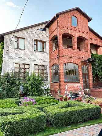 Продаж Будинок 8-кімнатний на вул. Олександрівський Харьков