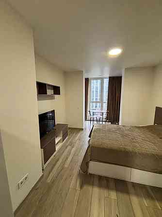 Оренда Квартира 1-кімнатна, 6/9 поверх на Камянська, 125Г Київ