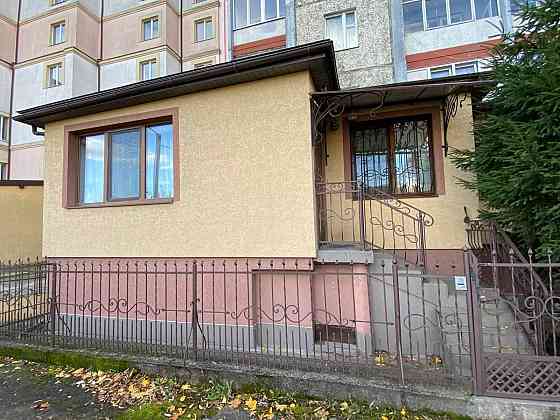 Продаж Квартира 5-кімнатна, 1/9 поверх на Паркова вул., 20 Ivano-Frankivs'k