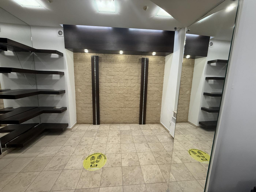 Оренда приміщення вільного призначення на вул. Князя Романа приміщень - 1, поверх - 1/3 Львов - изображение 1