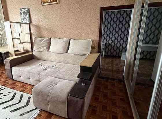 Продаж Квартира 3-кімнатна, 6/9 поверх на Левитана улица, 105 Одеса