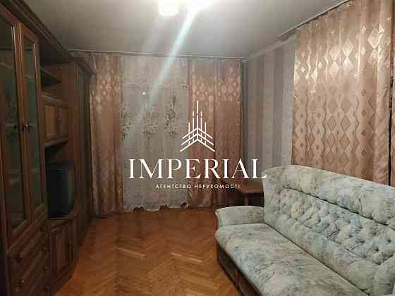 Продаж Квартира 3-кімнатна, 9/9 поверх на вул. Зодчих Kiev