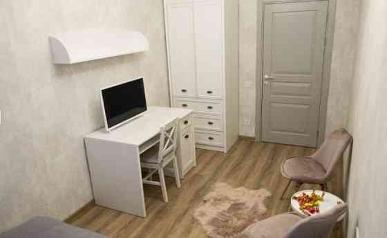 Оренда Квартира 4-кімнатна, 7/9 поверх на Фонтанская Дорога ул., 77а Одеса