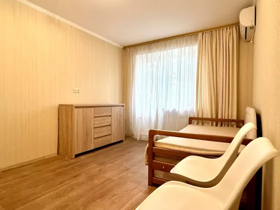 Продаж Квартира 1-кімнатна, 3/5 поверх на Люстдорфская Дорога, 56 Одеса