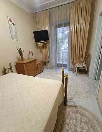 У продажу шикарна 3-кімнатна квартира в центрі міста Odessa