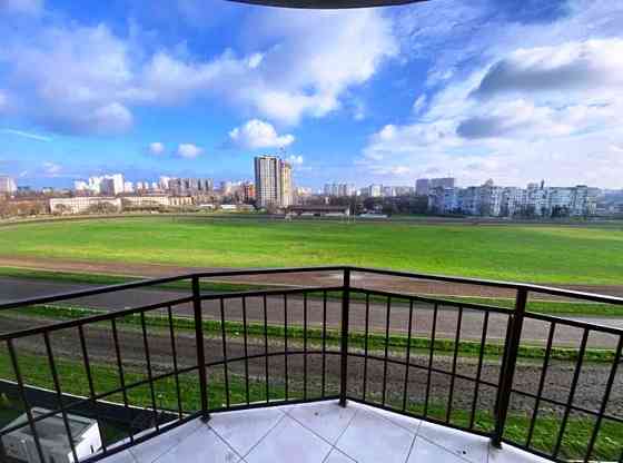 Продаж Квартира 2-кімнатна на ул. Краснова, 1б Odessa