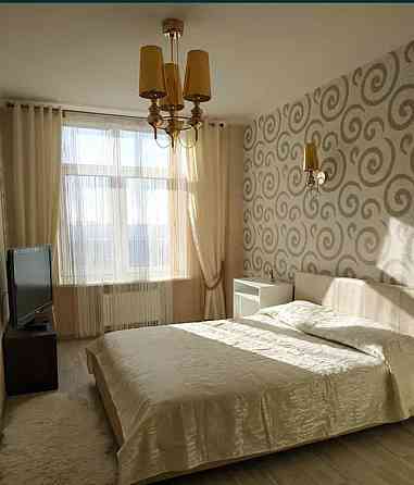 Оренда Квартира 1-кімнатна, 19/20 поверх на Дніпровська набережна, 26 Kiev