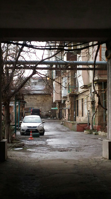 Продам 1-комнатну. сталинку, 2/4 эт., Средняя / Косвенная, Молдаванка Odessa - photo 2
