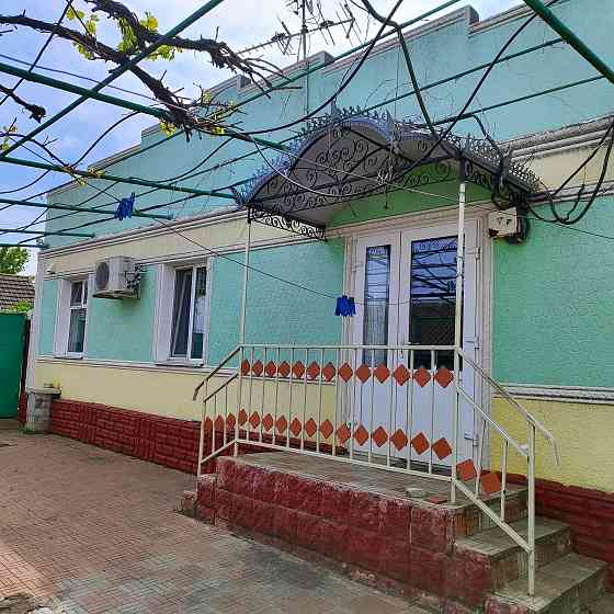 Продаётся два дома в одном дворе в  селе  Августовка Августівка