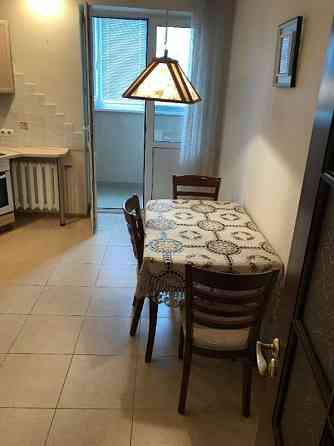 Оренда Квартира 2-кімнатна на ул. Срибнокильская, 1 Kiev