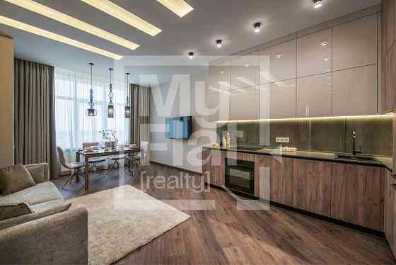 Оренда Квартира 3-кімнатна, 21/30 поверх на вул. Драгомирова Kiev