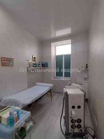 Оренда торгове приміщення на Євгена Чикаленка вул., 11 приміщень - 3, поверх - 1/3 Kiev