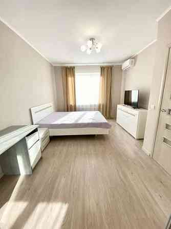 Оренда Квартира 1-кімнатна, 6/25 поверх на Петра Калнишевського, 8 Kiev