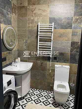 Продаж 2к Квартира 71 кв.м Ревуцького вул. Kiev