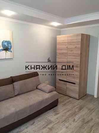 Оренда Квартира 2-кімнатна, 3/10 поверх на Леси Украинки бульв. / Л.Украинки бул Київ