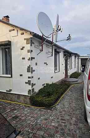 Продаж Будинок 4-кімнатний на вул. малинова Бабаи