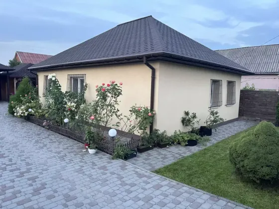 Продаж Будинок на Майская ул. Днепр