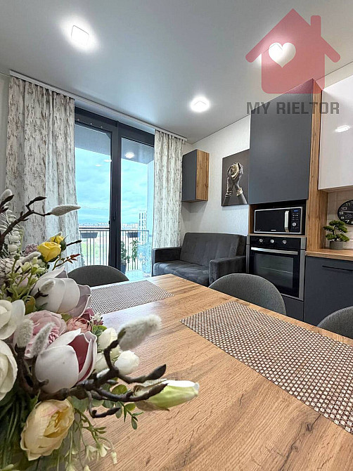 Продаж Квартира 2-кімнатна, 6/9 поверх на Легоцького Ужгород - фото 1