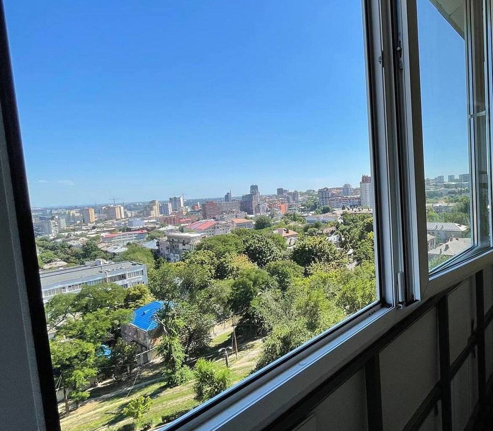 Продаж Квартира 3-кімнатна, 10/10 поверх на Грушевского, 14 Dnipro - photo 1