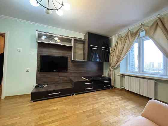 Оренда Квартира 2-кімнатна, 8/13 поверх на вул. Княжий Затон, 14 Б Київ