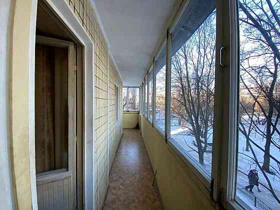 Продаж Квартира 3-кімнатна, 2/9 поверх на Вишгородська вул., д. 38 Київ