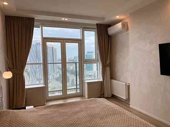 Продам 2-кімнатну квартиру, центр, ЖК Victory V, Шевченківський район Kiev