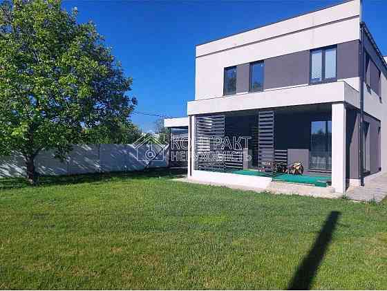 Продаж Будинок 5-кімнатний на вул. Безперчего Kharkiv