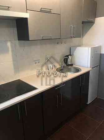 Оренда Квартира 1-кімнатна, 3/5 поверх на Майкопська вул., 1А Киев