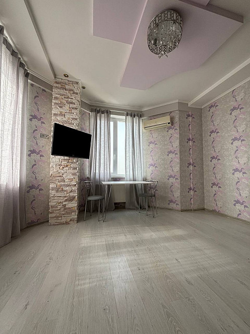 Трехкомнатная квартира спланированная на две квартиры на Среднефонтанской. Одеса - фото 11