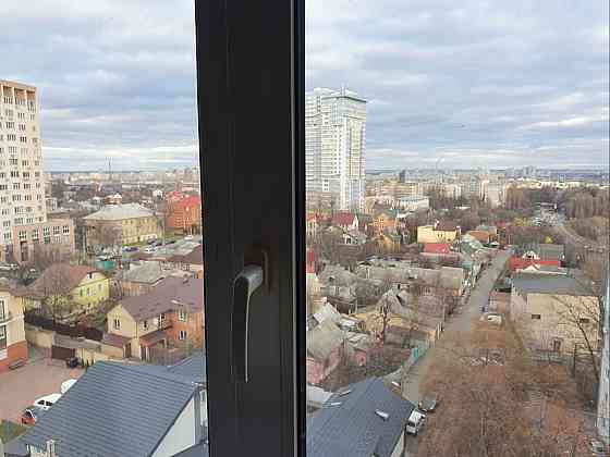 3-кімнатна , вул.О.Теліги 25, Шевченківський Kiev