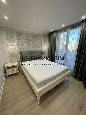 Оренда Квартира 1-кімнатна, 12/25 поверх на вул. Антоновича Київ