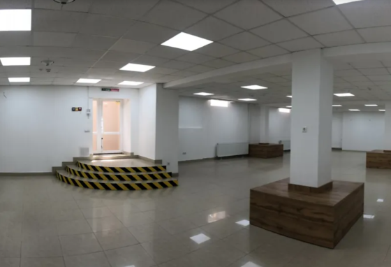 Здається комерційне приміщення на вул. Крушельницької Соломії, площа 238 кв.м Тернопіль